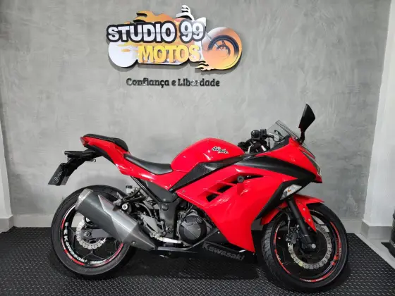 KAWASAKI NINJA 300 