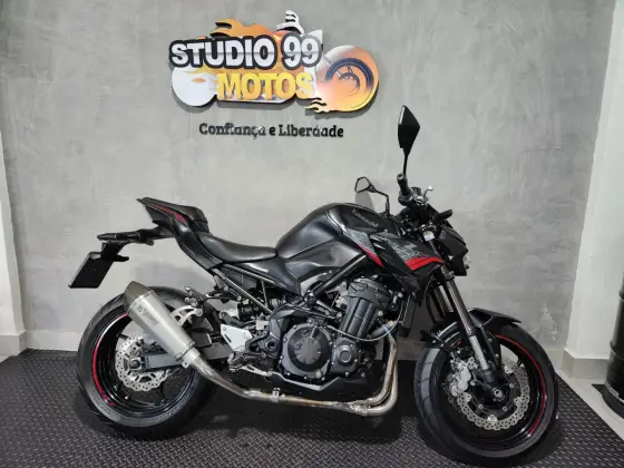 KAWASAKI Z900 KAWASAKI Z900
