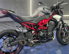 KAWASAKI Z900 KAWASAKI Z900
