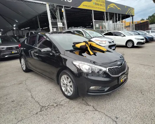 KIA CERATO 1.6 SX3 16V GASOLINA 4P AUTOMÁTICO KIA CERATO 1.6 SX3 16V GASOLINA 4P AUTOMÁTICO