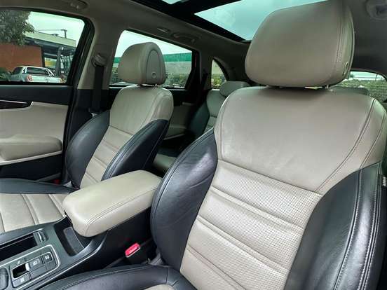 KIA-SORENTO-3.3 V6 GASOLINA EX 7L AUTOMATICO KIA-SORENTO-2015