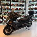 KYMCO AK 550i KYMCO AK 550i