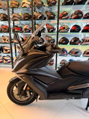 KYMCO-AK 550i KYMCO-AK 550i-2021