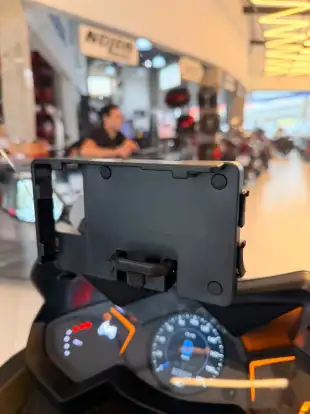 KYMCO-AK 550i-2021