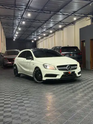 MERCEDES-BENZ-A 45 AMG-2.0 16V TURBO GASOLINA 4P AUTOMATIZADO MERCEDES-BENZ-A 45 AMG-2014