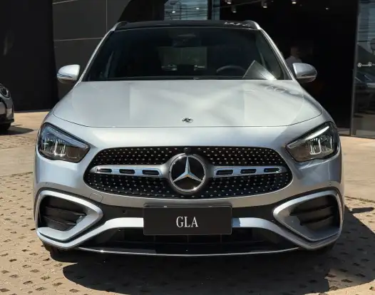 MERCEDES-BENZ-GLA 200-2026