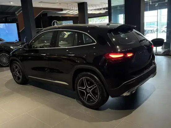 MERCEDES-BENZ-GLA 200-1.3 MHEV PROGRESSIVE 7G-DCT MERCEDES-BENZ-GLA 200-2026