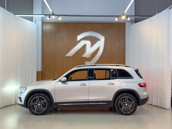 MERCEDES-BENZ-GLB 200-2020