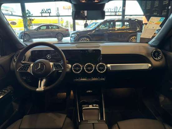 MERCEDES-BENZ-GLB 220-2.0 MHEV PROGRESSIVE 4MATIC 8G-DCT MERCEDES-BENZ-GLB 220-2025