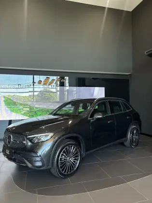 MERCEDES-BENZ GLC 300 2.0 MHEV AMG LINE 4MATIC 9G-TRONIC