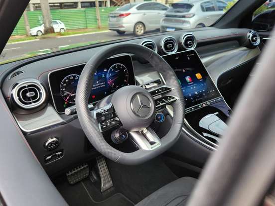 MERCEDES-BENZ-GLC 43 AMG-2.0 MHEV 4MATIC SPEEDSHIFT MERCEDES-BENZ-GLC 43 AMG-2025