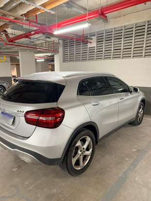 MERCEDES-BENZ-GLA 200-2019