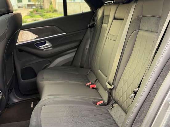 MERCEDES-BENZ-GLE 63 AMG-4.0 V8 BITURBO GASOLINA COUPÉ S 4MATIC 9G-TRONIC MERCEDES-BENZ-GLE 63 AMG-2025
