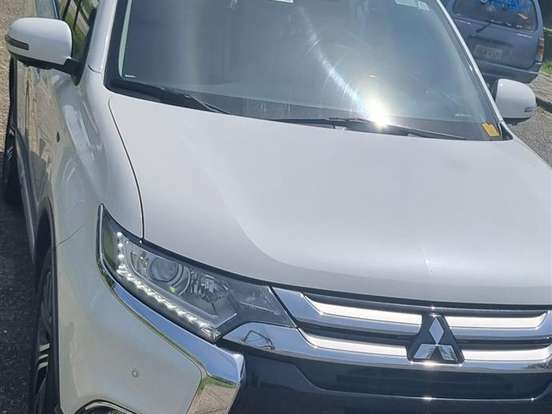 MITSUBISHI-OUTLANDER-3.0 GT 4X4 V6 24V GASOLINA 4P AUTOMÁTICO MITSUBISHI-OUTLANDER-2016