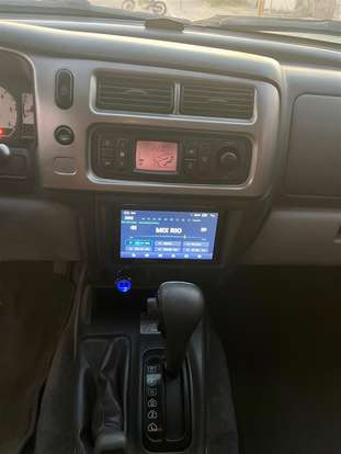 MITSUBISHI-PAJERO-2008
