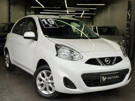 NISSAN MARCH 1.0 SV 12V FLEX 4P MANUAL NISSAN MARCH 1.0 SV 12V FLEX 4P MANUAL