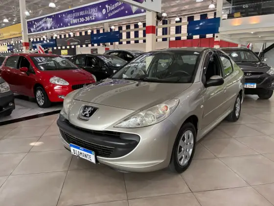 PEUGEOT 207 1.4 XR PASSION 8V FLEX 4P MANUAL PEUGEOT 207 1.4 XR PASSION 8V FLEX 4P MANUAL