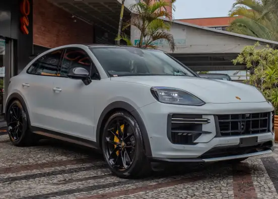 PORSCHE-CAYENNE-2024
