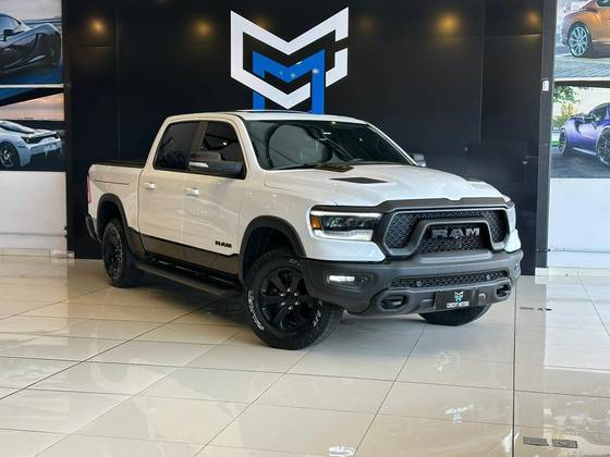 RAM 1500 5.7 V8 GASOLINA REBEL CD 4X4 AUTOMÁTICO