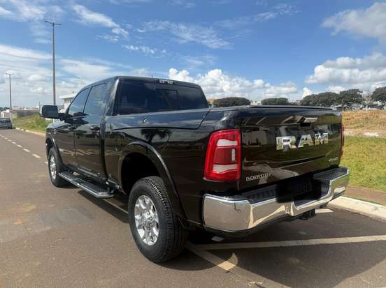 RAM-2500-6.7 I6 TURBO DIESEL LARAMIE CD 4X4 AUTOMÁTICO RAM-2500-2021