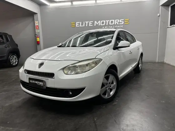 RENAULT FLUENCE 2.0 DYNAMIQUE 16V FLEX 4P AUTOMÁTICO RENAULT FLUENCE 2.0 DYNAMIQUE 16V FLEX 4P AUTOMÁTICO