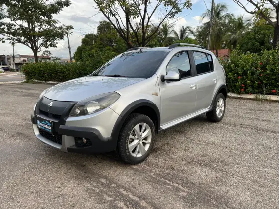RENAULT SANDERO 1.6 STEPWAY 8V FLEX 4P MANUAL