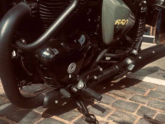 ROYAL ENFIELD-SHOTGUN 650 DRILL GREEN ROYAL ENFIELD-SHOTGUN 650 DRILL GREEN-2025