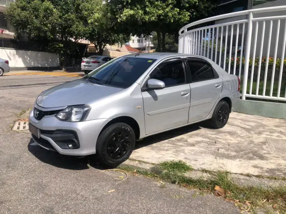 TOYOTA ETIOS 1.5 X SEDAN 16V FLEX 4P MANUAL TOYOTA ETIOS 1.5 X SEDAN 16V FLEX 4P MANUAL