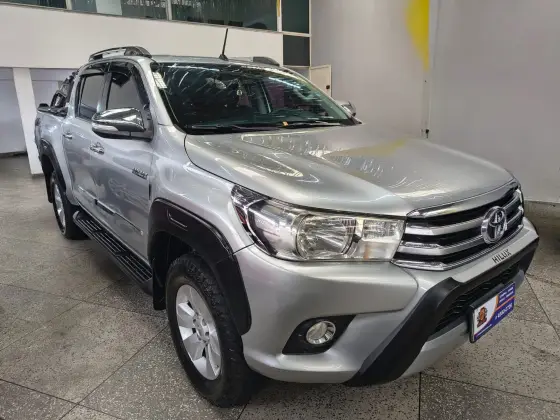 TOYOTA HILUX 2.8 SRV 4X4 CD 16V DIESEL 4P AUTOMÁTICO