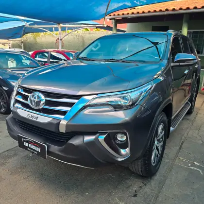 TOYOTA HILUX SW4 2.8 SRX 4X4 16V TURBO INTERCOOLER DIESEL 4P AUTOMÁTICO