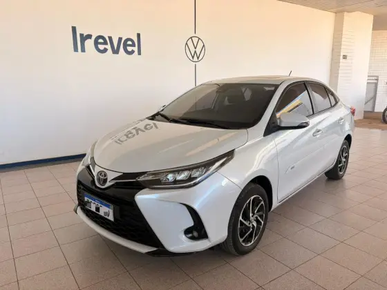 TOYOTA YARIS 1.5 16V FLEX SEDAN XLS CONNECT MULTIDRIVE TOYOTA YARIS 1.5 16V FLEX SEDAN XLS CONNECT MULTIDRIVE