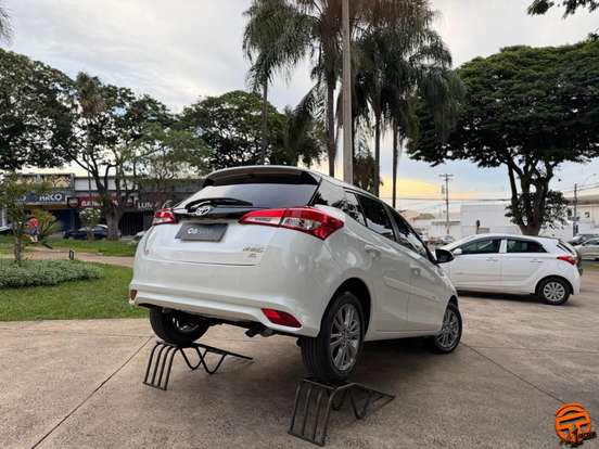 TOYOTA-YARIS-1.3 16V FLEX XL PLUS TECH MULTIDRIVE TOYOTA-YARIS-2019