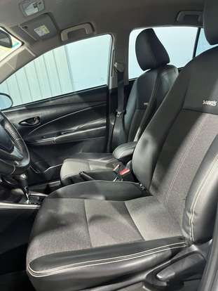 TOYOTA-YARIS-2023