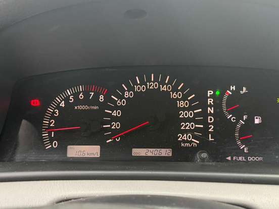 TOYOTA-COROLLA-1.8 SE-G 16V GASOLINA 4P AUTOMÁTICO TOYOTA-COROLLA-2005