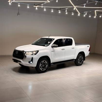 TOYOTA HILUX 2023 2.8 D-4D TURBO DIESEL CD SRV 4X4 AUTOMATIC
