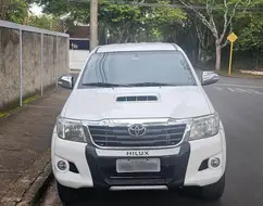 TOYOTA HILUX 3.0 SRV 4X4 CD 16V TURBO INTERCOOLER DIESEL 4P AUTOMÁTICO TOYOTA HILUX 3.0 SRV 4X4 CD 16V TURBO INTERCOOLER DIESEL 4P AUTOMÁTICO