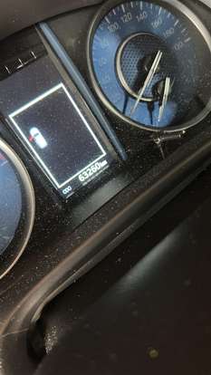 TOYOTA-HILUX SW4-2023