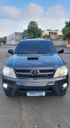 TOYOTA HILUX SW4 3.0 SRV 4X4 16V TURBO INTERCOOLER DIESEL 4P AUTOMÁTICO