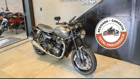 TRIUMPH SPEED TWIN 