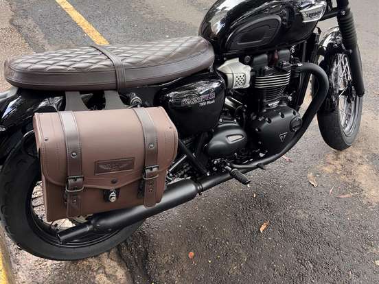 TRIUMPH-BONNEVILLE T100 BLACK 900 TRIUMPH-BONNEVILLE T100 BLACK 900-2019