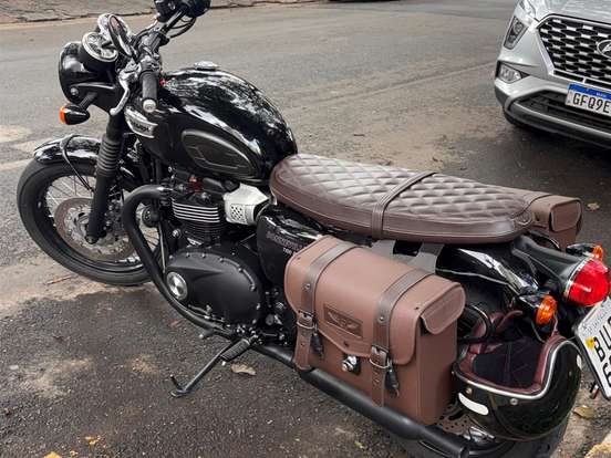 TRIUMPH-BONNEVILLE T100 BLACK 900 TRIUMPH-BONNEVILLE T100 BLACK 900-2019