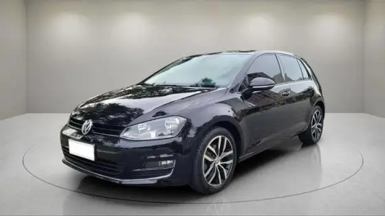 VOLKSWAGEN GOLF 1.4 TSI HIGHLINE 16V TOTAL FLEX 4P TIPTRONIC VOLKSWAGEN GOLF 1.4 TSI HIGHLINE 16V TOTAL FLEX 4P TIPTRONIC