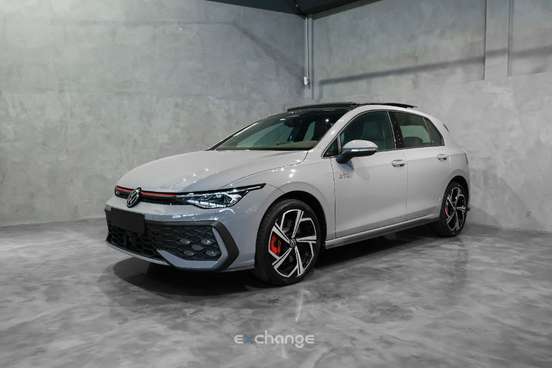 VOLKSWAGEN-GOLF-2026