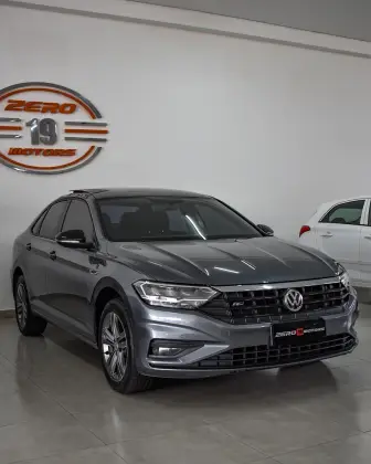 VOLKSWAGEN JETTA 1.4 250 TSI TOTAL FLEX R-LINE TIPTRONIC VOLKSWAGEN JETTA 1.4 250 TSI TOTAL FLEX R-LINE TIPTRONIC