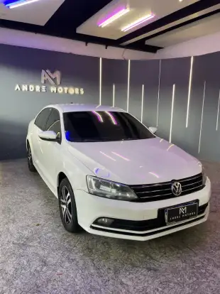 VOLKSWAGEN-JETTA-2015