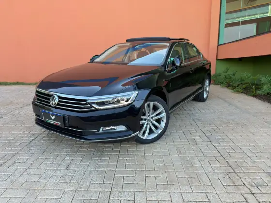 VOLKSWAGEN PASSAT 2.0 16V TSI BLUEMOTION GASOLINA HIGHLINE 4P DSG VOLKSWAGEN PASSAT 2.0 16V TSI BLUEMOTION GASOLINA HIGHLINE 4P DSG