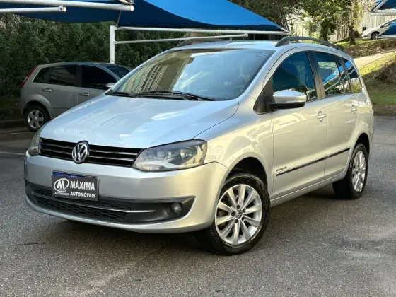 VOLKSWAGEN SPACEFOX 1.6 MI SPORTLINE 8V FLEX 4P MANUAL VOLKSWAGEN SPACEFOX 1.6 MI SPORTLINE 8V FLEX 4P MANUAL