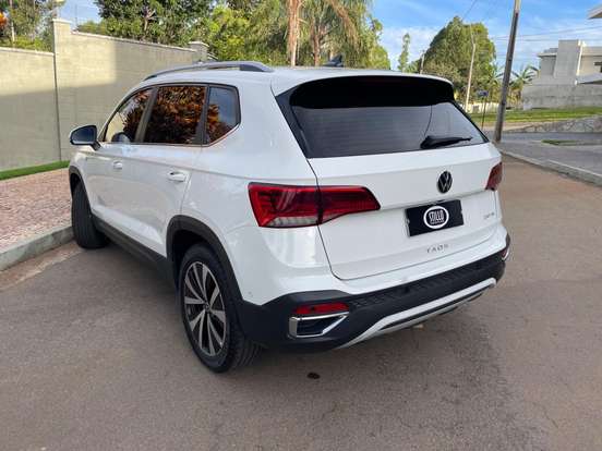 VOLKSWAGEN-TAOS-1.4 250 TSI TOTAL FLEX HIGHLINE AUTOMÁTICO VOLKSWAGEN-TAOS-2023