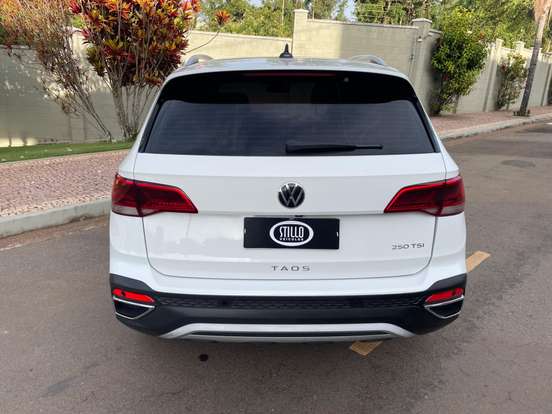 VOLKSWAGEN-TAOS-1.4 250 TSI TOTAL FLEX HIGHLINE AUTOMÁTICO VOLKSWAGEN-TAOS-2023