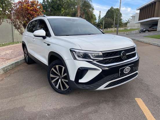 VOLKSWAGEN-TAOS-2023